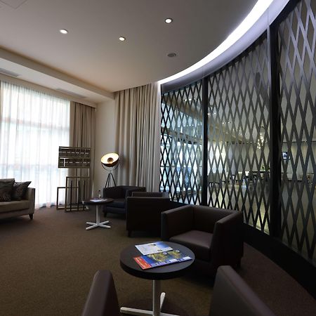 Best Western Premier Chc Airport Genoa Bagian luar foto