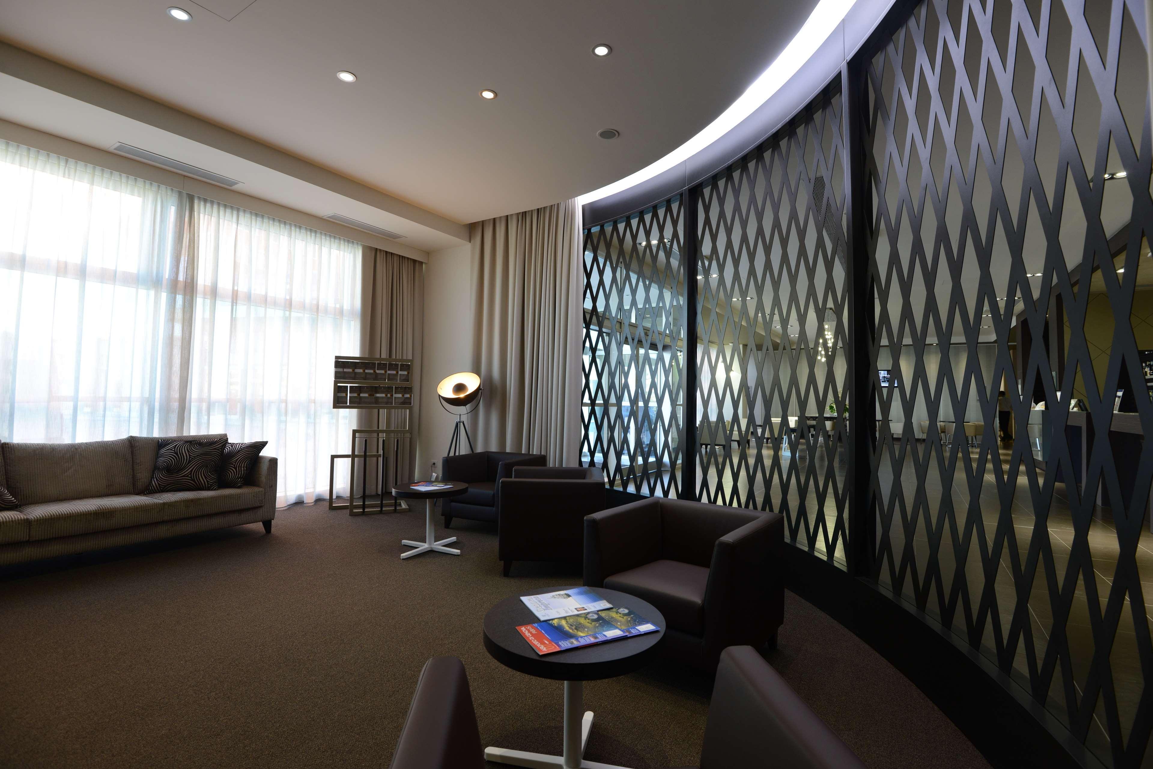 Best Western Premier Chc Airport Genoa Bagian luar foto
