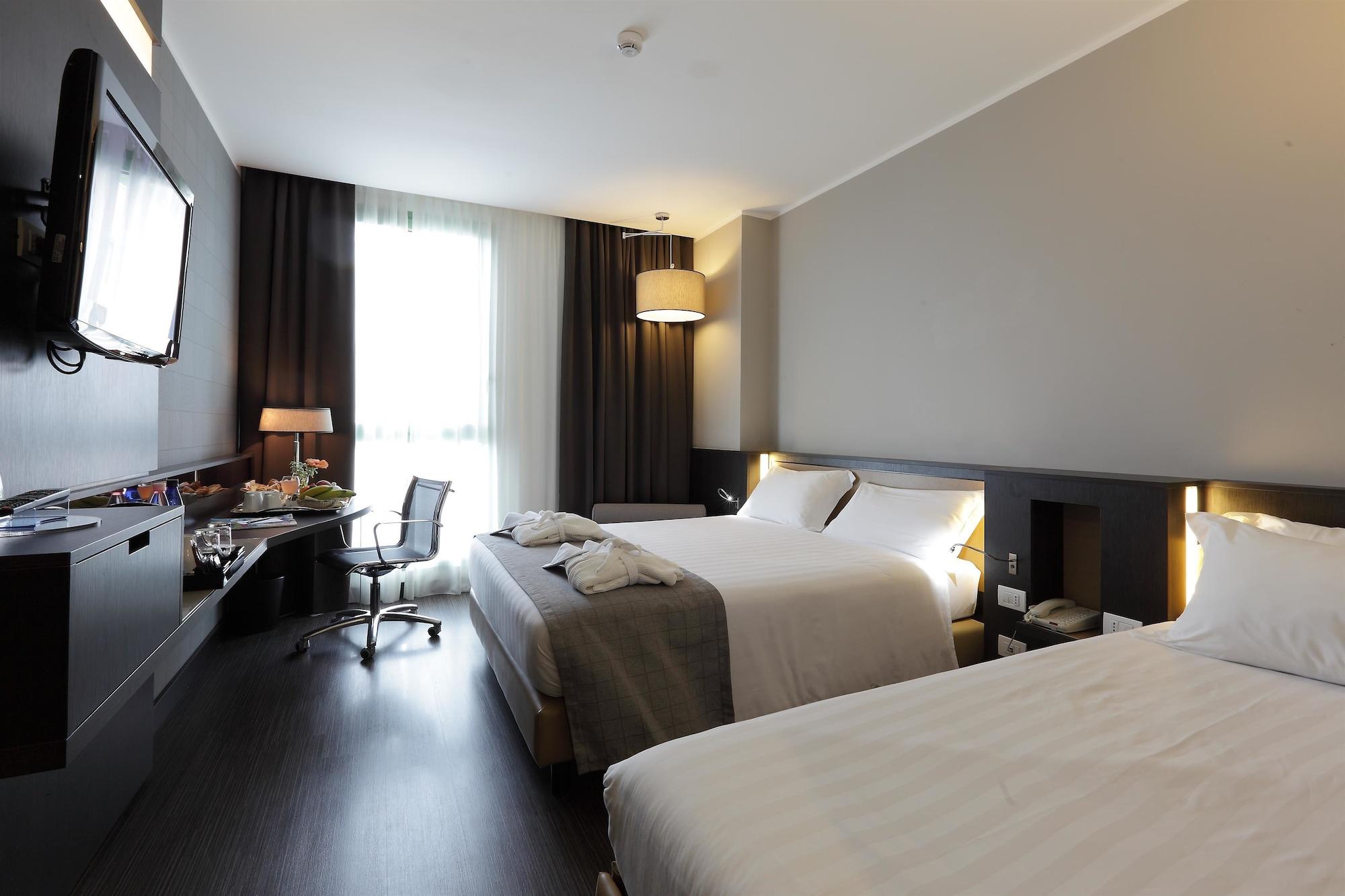 Best Western Premier Chc Airport Genoa Bagian luar foto